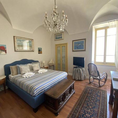 Casa D'Artista B&B Di Charme Αλάσιο Εξωτερικό φωτογραφία