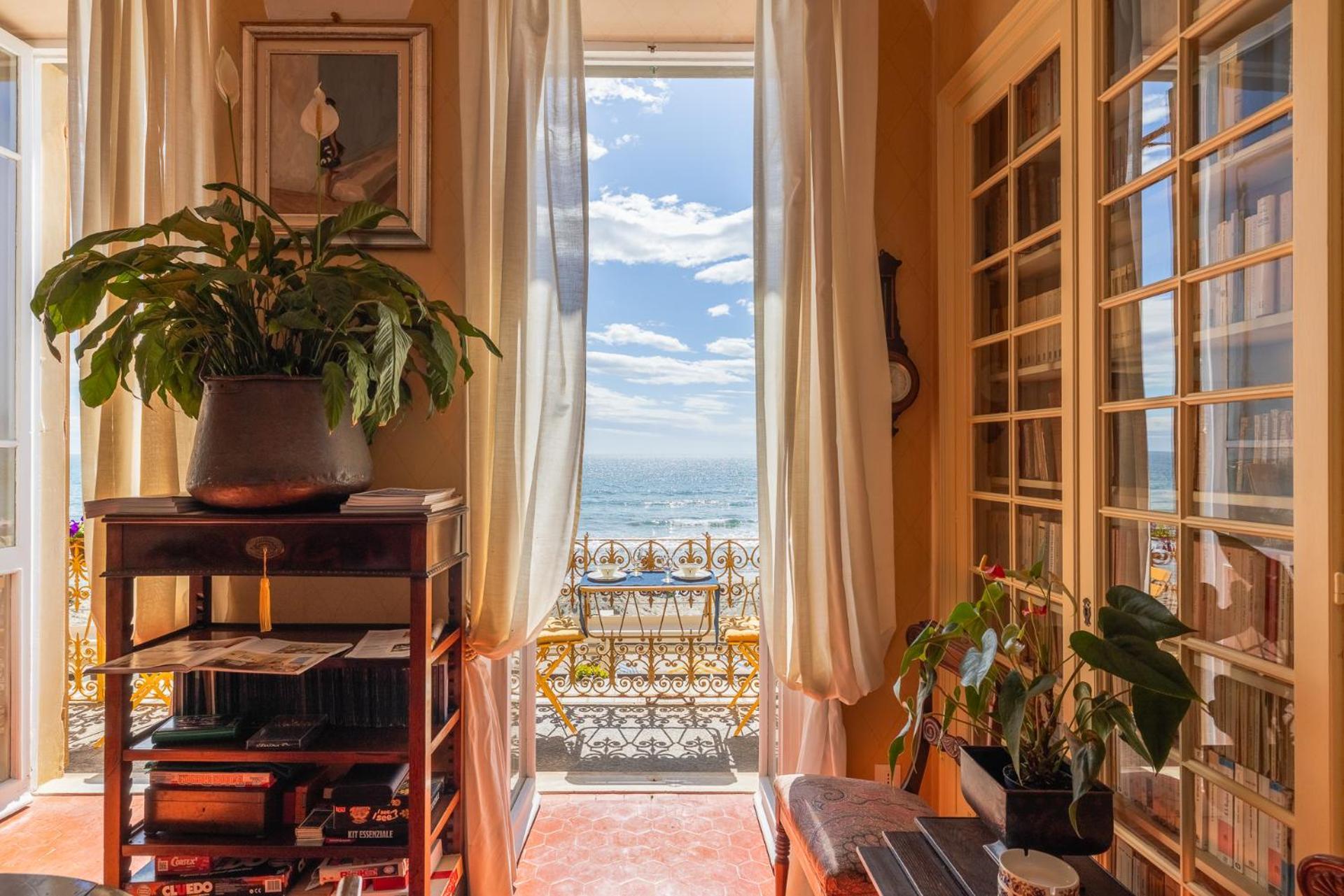 Casa D'Artista B&B Di Charme Αλάσιο Εξωτερικό φωτογραφία